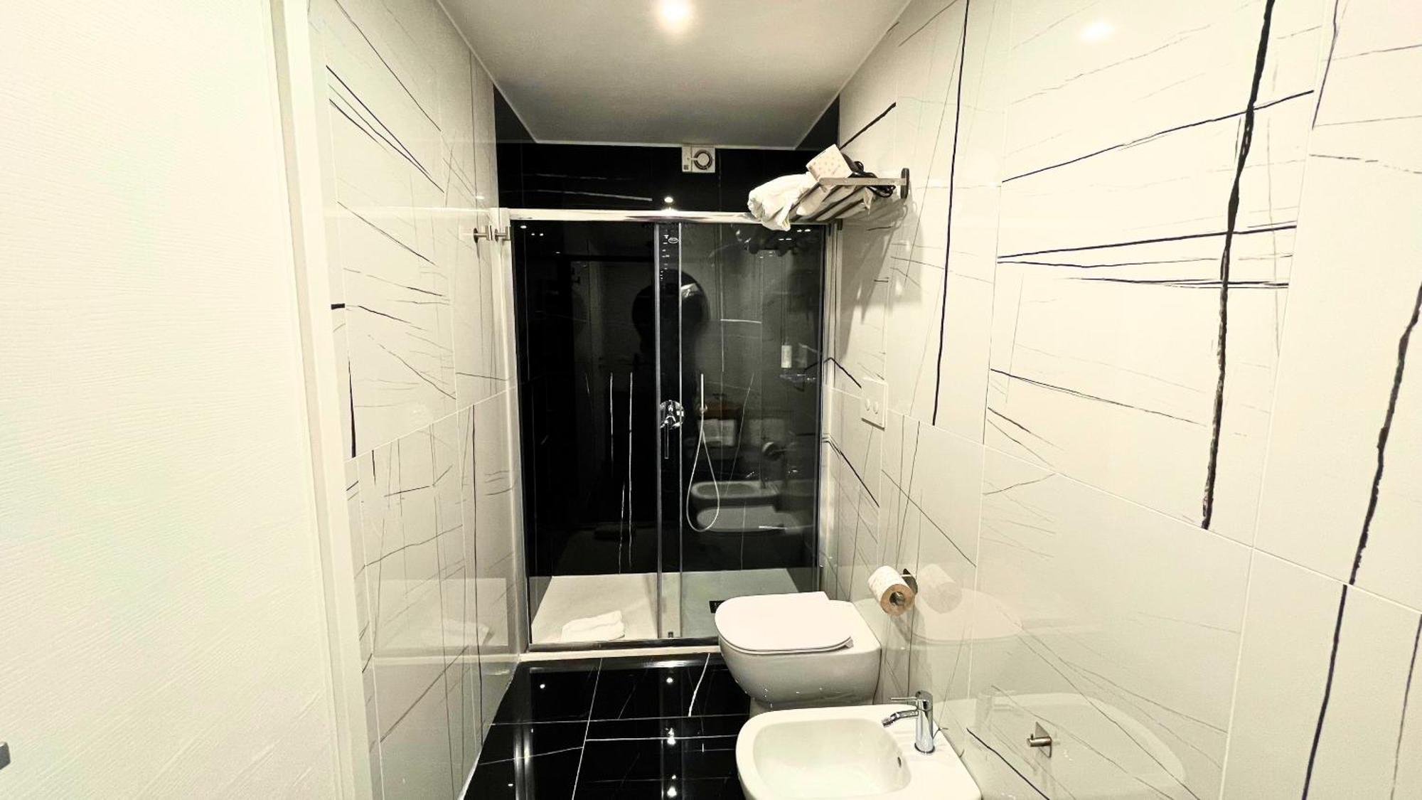 Hotel Palazzo Goyze Neapel Zimmer foto